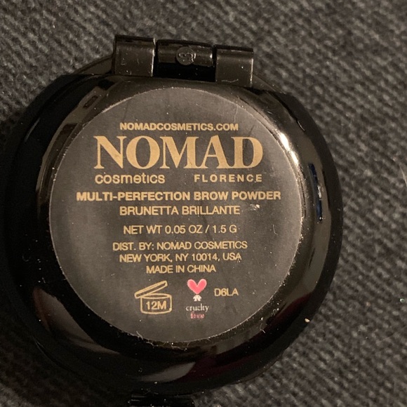 Boundle Nomad blush & brow powder - Picture 3 of 6